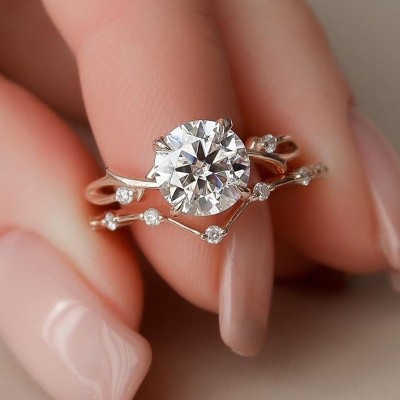 Dainty Twig Round Moissanite Engagement Ring Set For Her