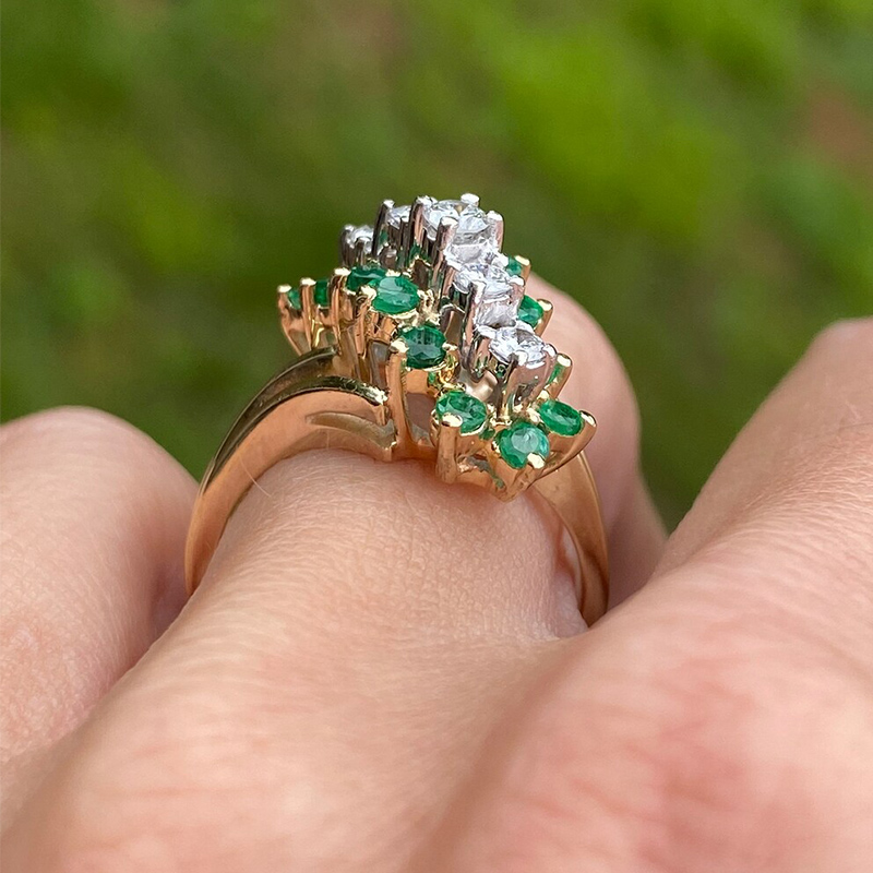 Round Diamond And Emerald Cluster Cocktail Ring 14K Yellow Gold