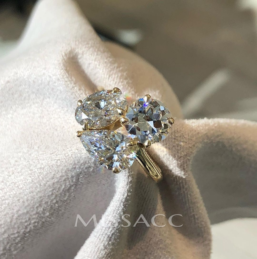 7CT Round Cut/Oval Cut/Pear Cut Moissanite Engagement Rings In Sterling Silver