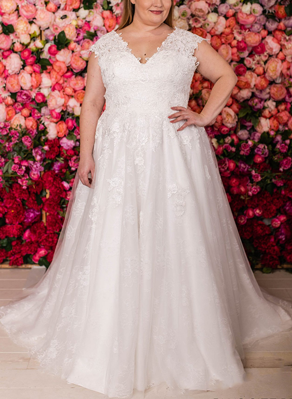 A-Line Lace(Non-Stretch)/Tulle(Non-Stretch) Plus Size Wedding Dress With Appliques Lace