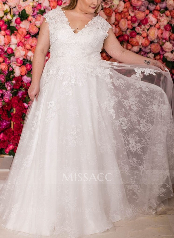 A-Line Lace(Non-Stretch)/Tulle(Non-Stretch) Plus Size Wedding Dress With Appliques Lace