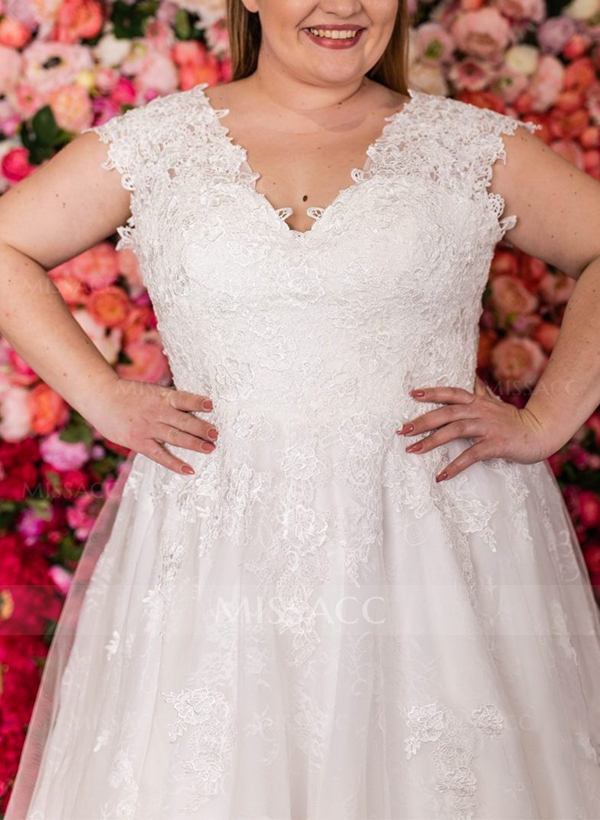 A-Line Lace(Non-Stretch)/Tulle(Non-Stretch) Plus Size Wedding Dress With Appliques Lace