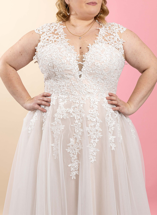 Plus Size A-Line V-Neck Floor-Length Tulle Wedding Dresses With Appliques Lace