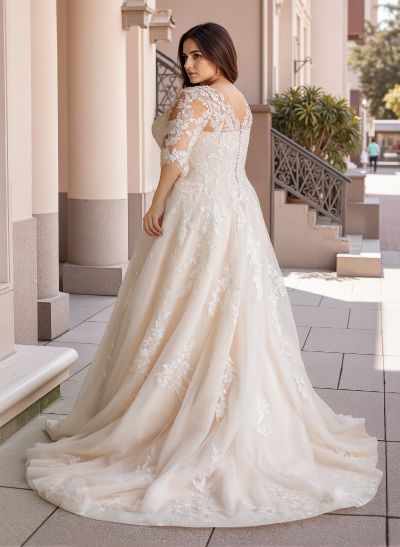 Plus Size A-Line V-Neck 3/4 Sleeves Sweep Train Tulle Wedding Dresses With Lace