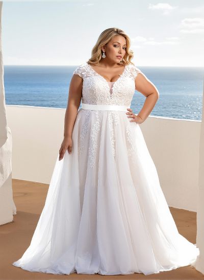 Plus Size A-Line V-Neck Sleeveless Sweep Train Tulle Wedding Dresses With Lace