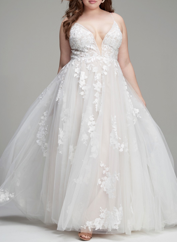 Plus Size A-Line V-Neck Sleeveless Sweep Train Tulle Wedding Dresses With Lace