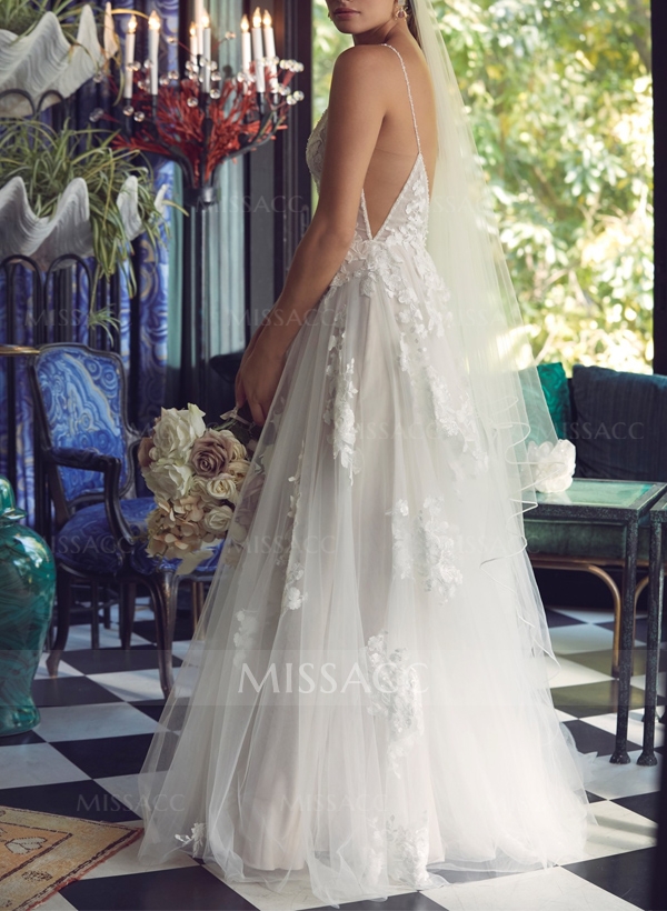 Plus Size A-Line V-Neck Sleeveless Sweep Train Tulle Wedding Dresses With Lace