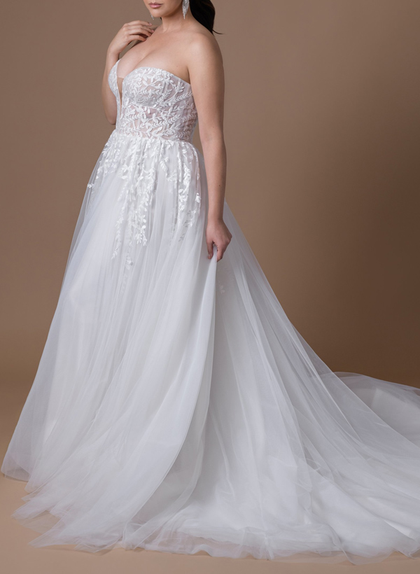 Plus Size A-Line Sweetheart Sleeveless Court Train Tulle Wedding Dresses With Lace