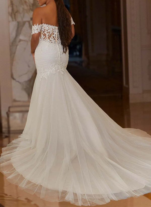 Plus Size Trumpet/Mermaid Off-The-Shoulder Tulle Wedding Dresses With Lace