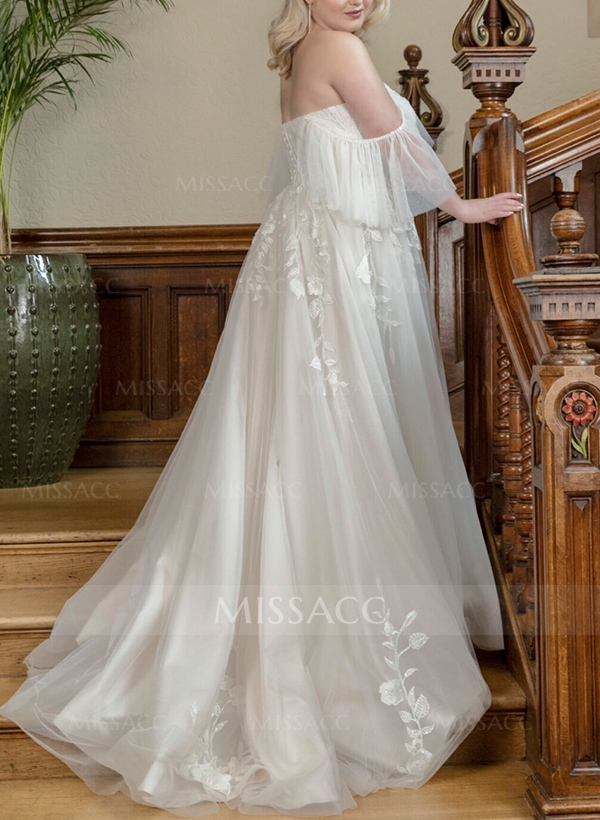 A-Line Tulle Plus Size Wedding Dress With Appliques Lace