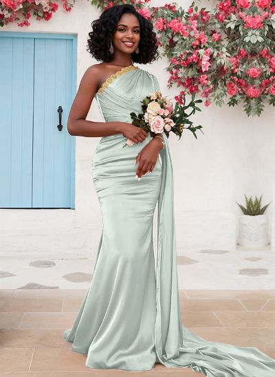Trumpet/Mermaid Sleeveless Sweep Train Silk Like Satin Bridesmaid Dresses With Sweeping Side Drape