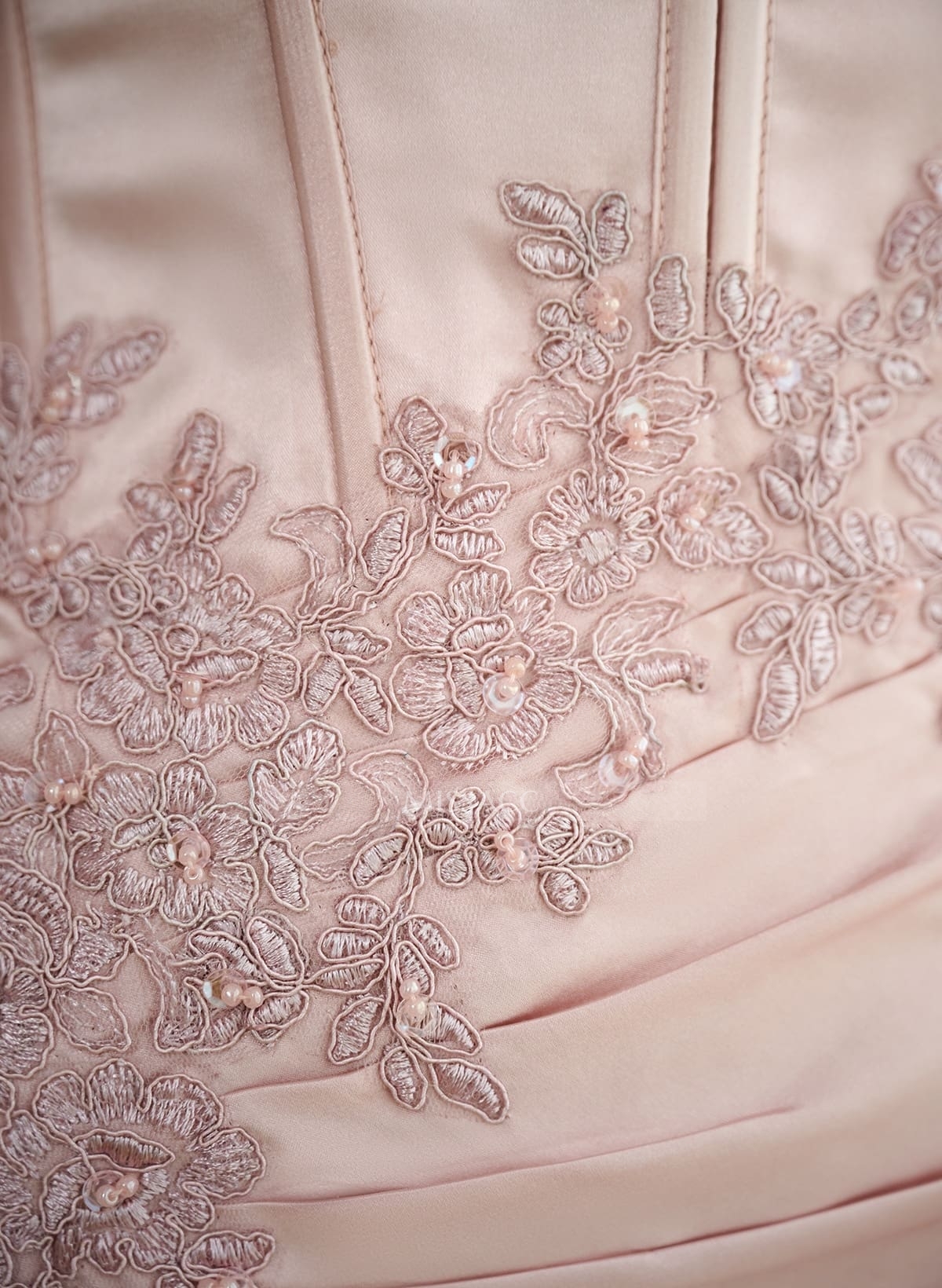 Trumpet/Mermaid Silk Like Satin Bridesmaid Dresses With High Split