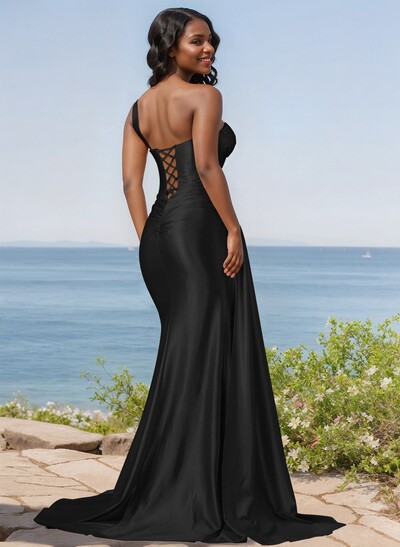 Trumpet/Mermaid Silk Like Satin Bridesmaid Dresses With High Split