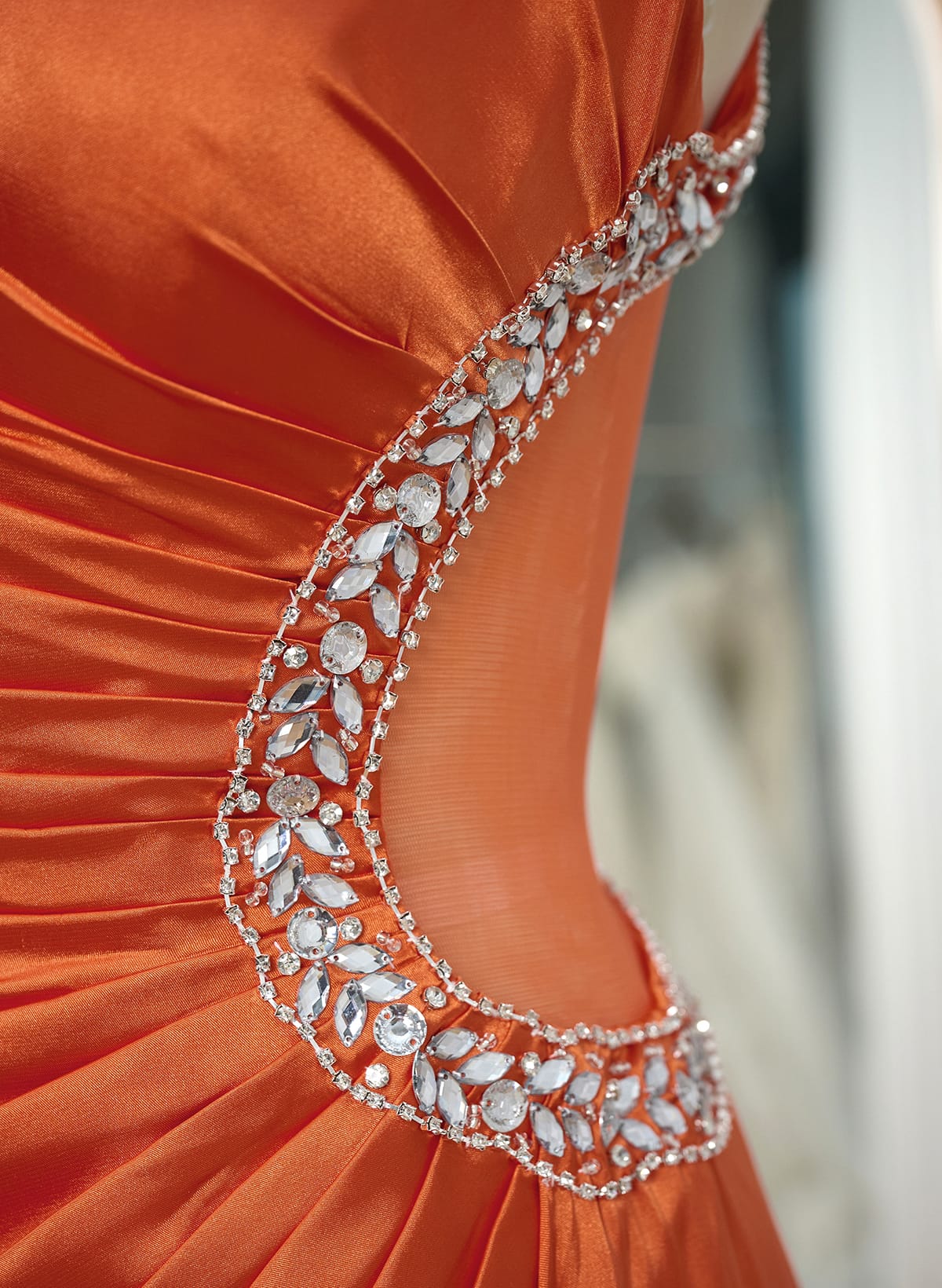 Sheath/Column One-Shoulder Silk Like Satin Evening Dresses With Rhinestone