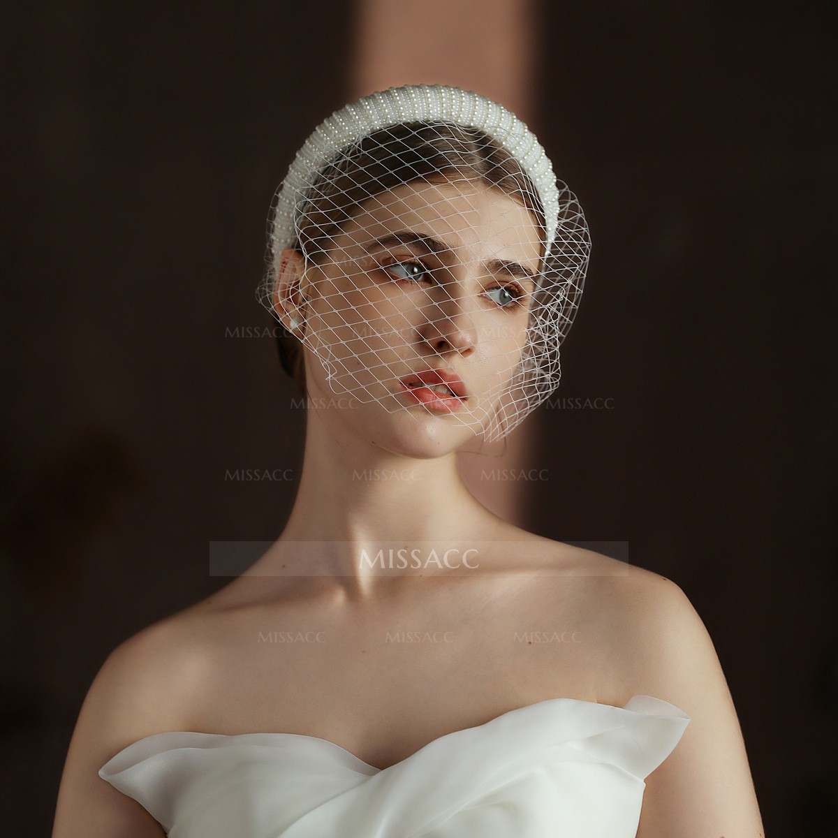 Luxurious Wedding Headbands With Pearl Bridal Headpieces With Veil