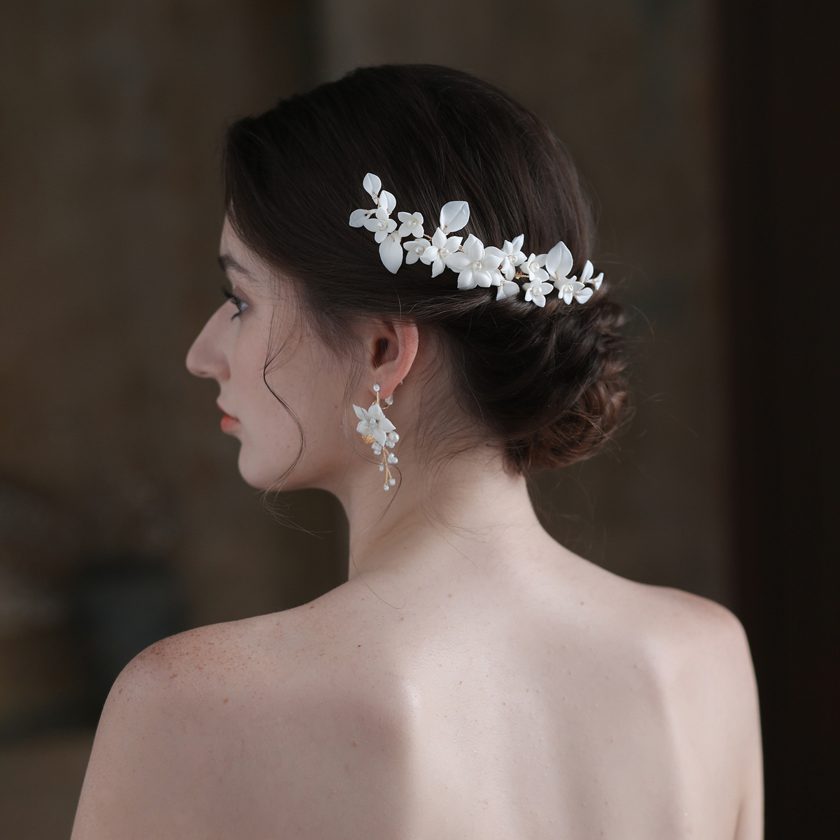 Wedding Combs With Floral Bridal Headpieces