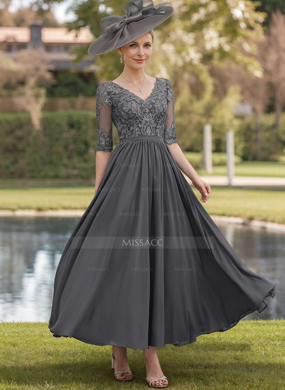 A-Line V-Neck 1/2 Sleeves Chiffon Mother Of The Bride Dresses With Appliques Lace