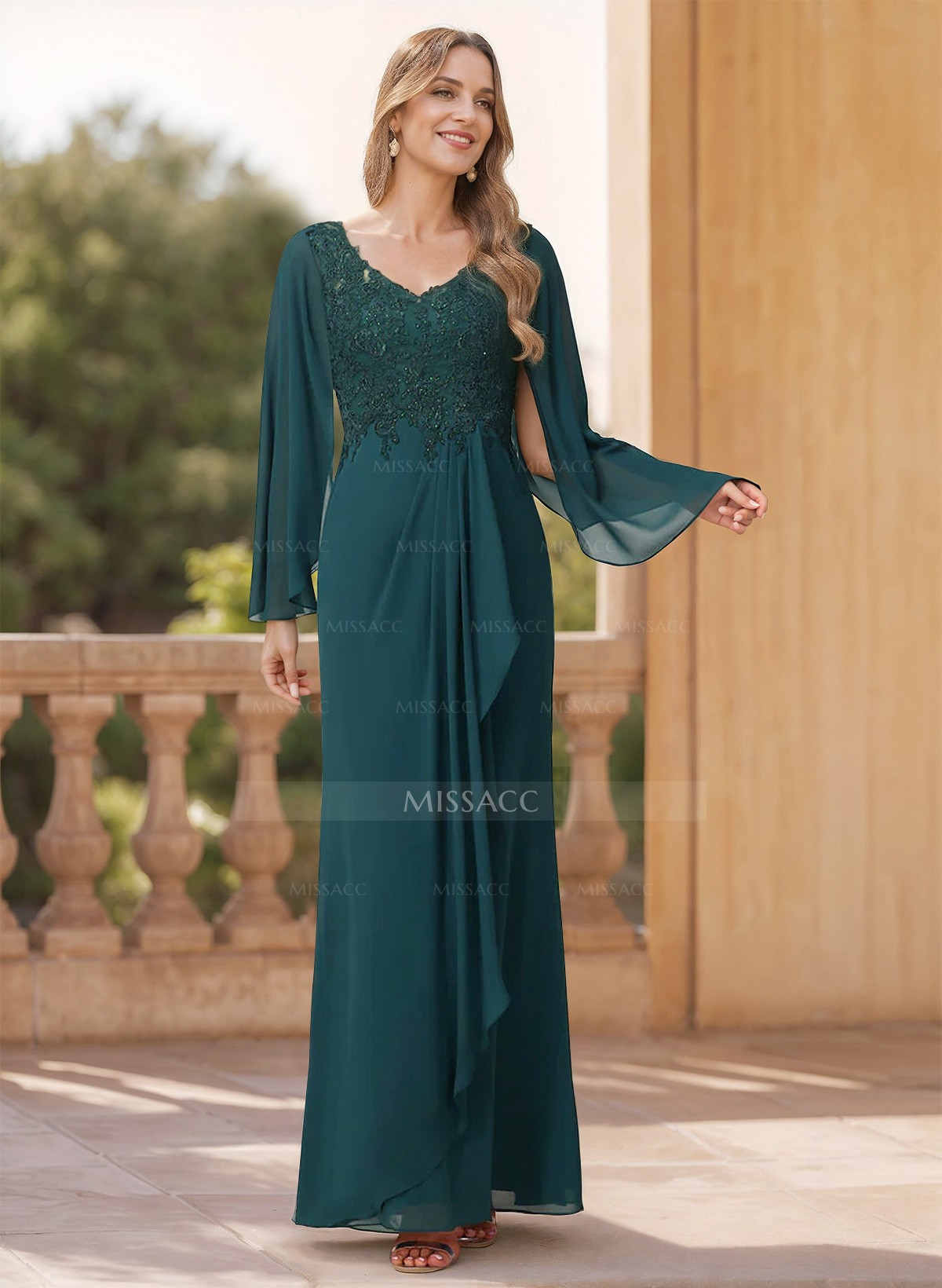 Sheath/Column V-Neck Chiffon Mother Of The Bride Dresses With Lace