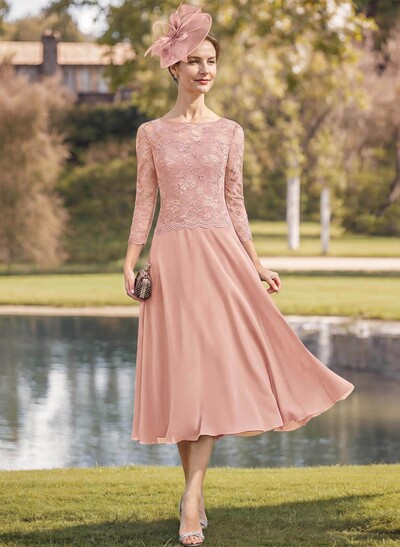 Sheath/Column Chiffon(Non-Stretch) Mother Of The Bride Dresses With Lace
