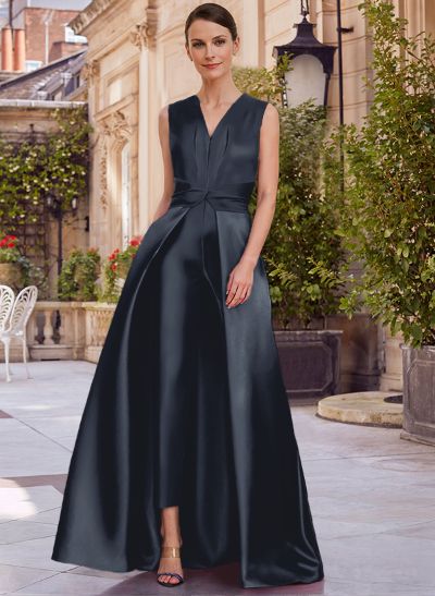 Jumpsuit/Pantsuit V-Neck Sleeveless Floor-Length Satin Mother Of The Bride Dresses