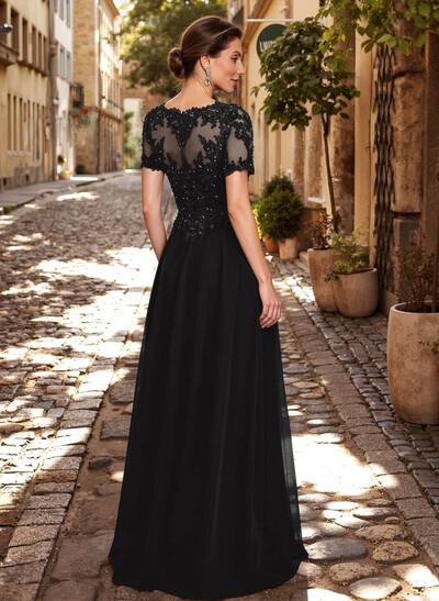 A-Line Scoop Neck Short Sleeves Chiffon Mother Of The Bride Dresses With Lace