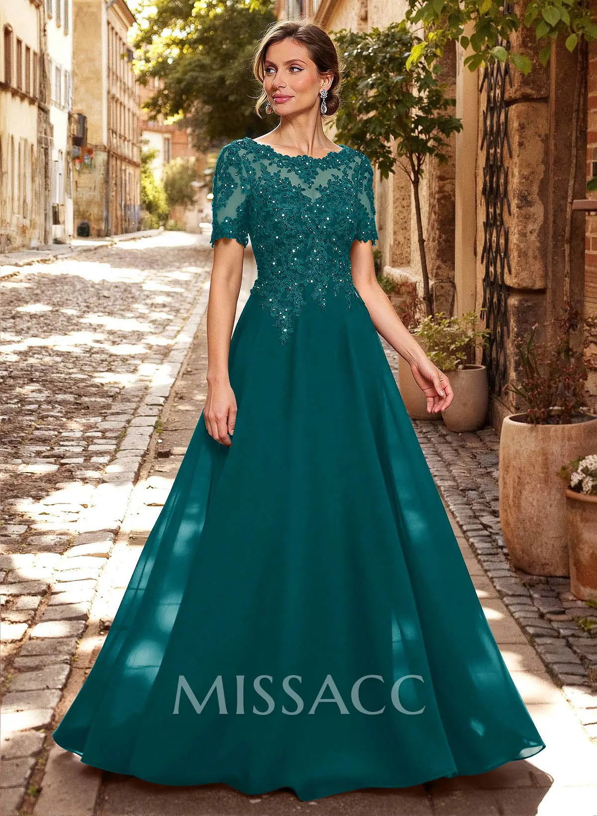 A-Line Scoop Neck Short Sleeves Chiffon Mother Of The Bride