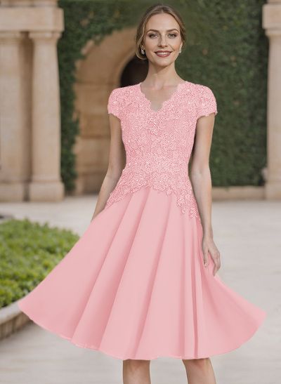 Exquisite Floral Embroidered V-Neck Short Sleeves Chiffon Mother Of The Bride Dresses With Jacket