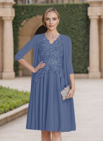 A-Line V-Neck 3/4 Sleeves Knee-Length Chiffon Mother Of The Bride Dresses With Appliques Lace