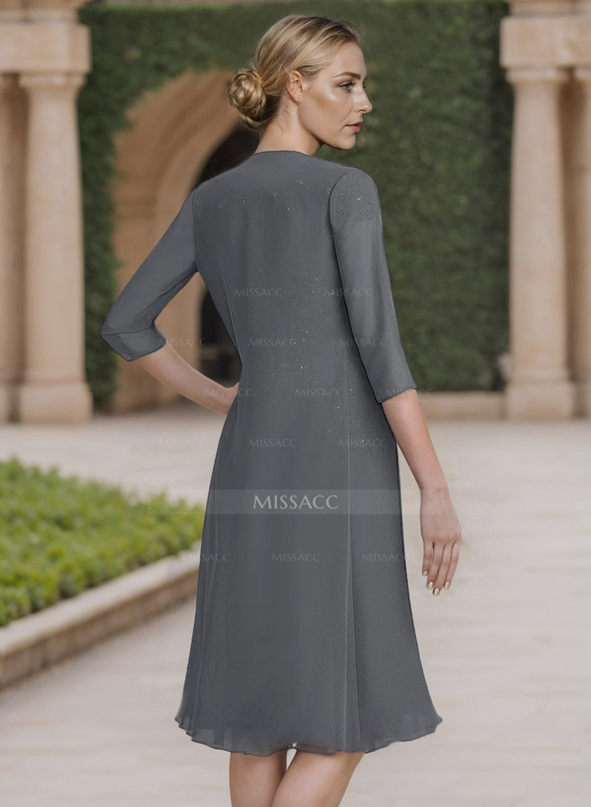 A-Line V-Neck 3/4 Sleeves Knee-Length Chiffon Mother Of The Bride Dresses With Appliques Lace