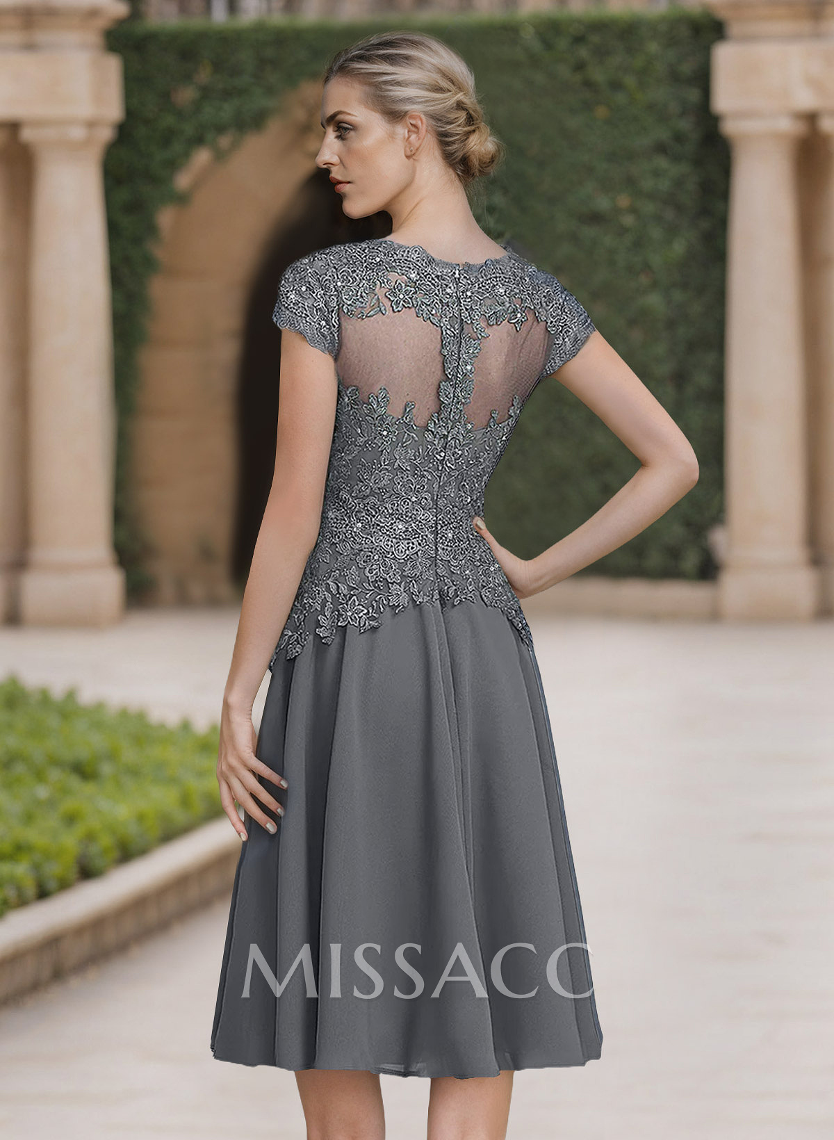 Exquisite Floral Embroidered V-Neck Short Sleeves Chiffon Mother Of The Bride Dresses With Jacket