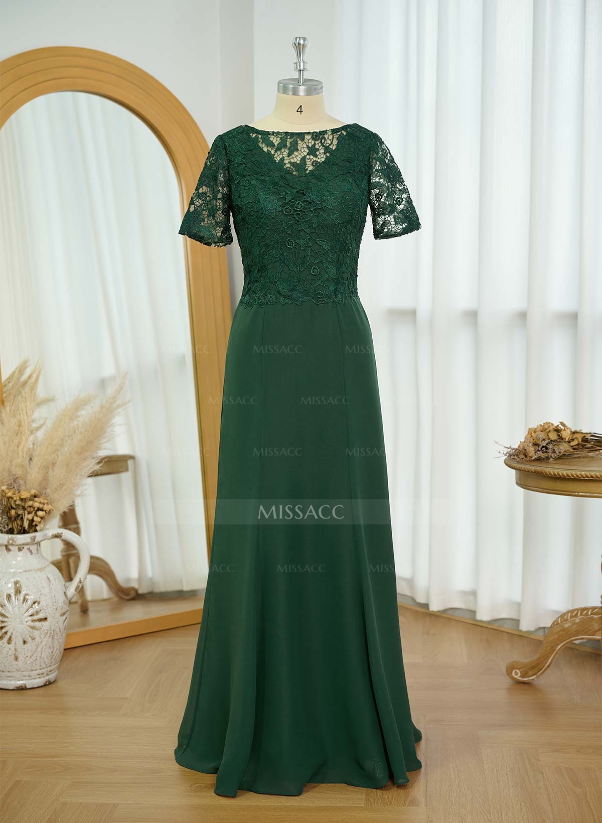 Exquisite Floral Embroidered Scoop Neck Short Sleeves Chiffon Mother Of The Bride Dresses