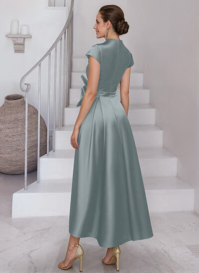 Modest V-Neck Cap Strsps Mother Of The Bride Dresses With 3D Floral