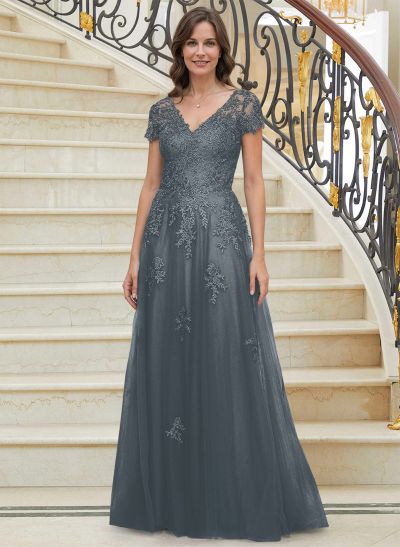 Modest V-Neck Multilayer Tulle Skirt Mother Of The Bride Dresses With Lace Applique