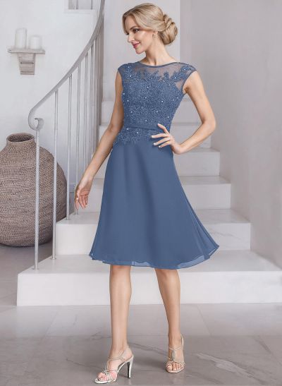 A-Line Scoop Neck Sleeveless Knee-Length Chiffon Mother Of The Bride Dresses With Lace