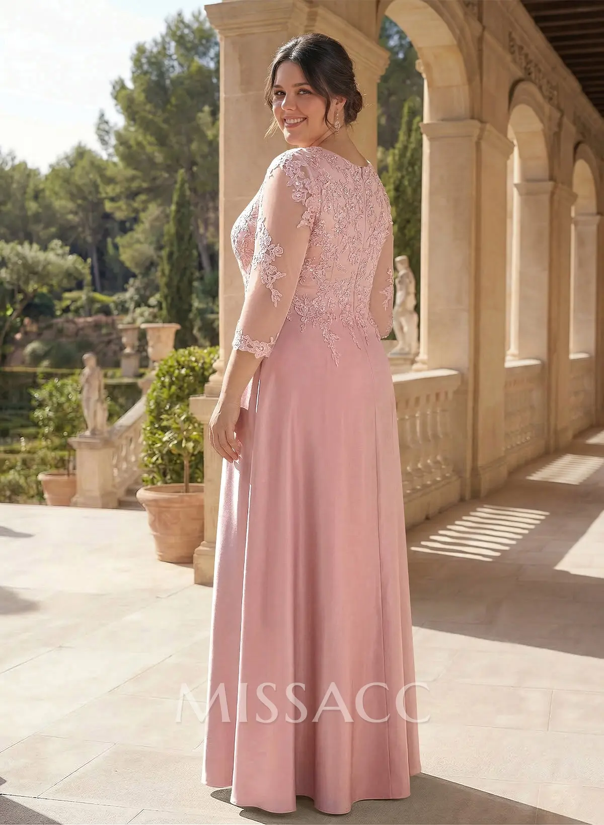 Scoop Neck Long Sleeves Floor-Length Mother Of The Bride Dresses With Lace  - Missacc