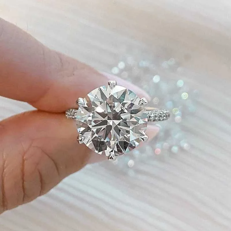 6CT Round Cut Moissanite In Sterling Silver
