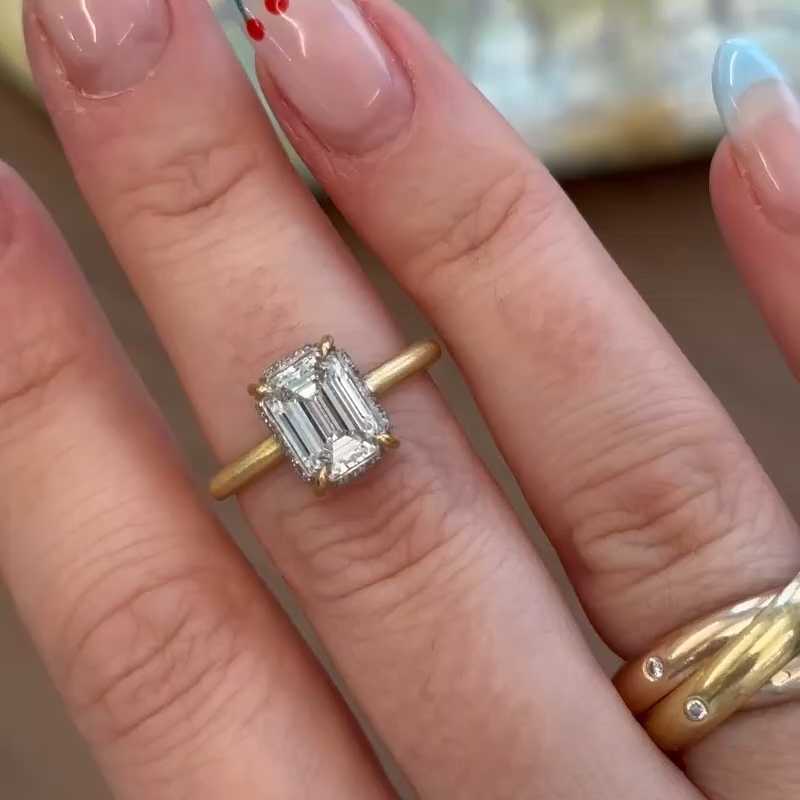 Dainty Emerald Cut Moissanite Engagement Three Ring Sets For Her