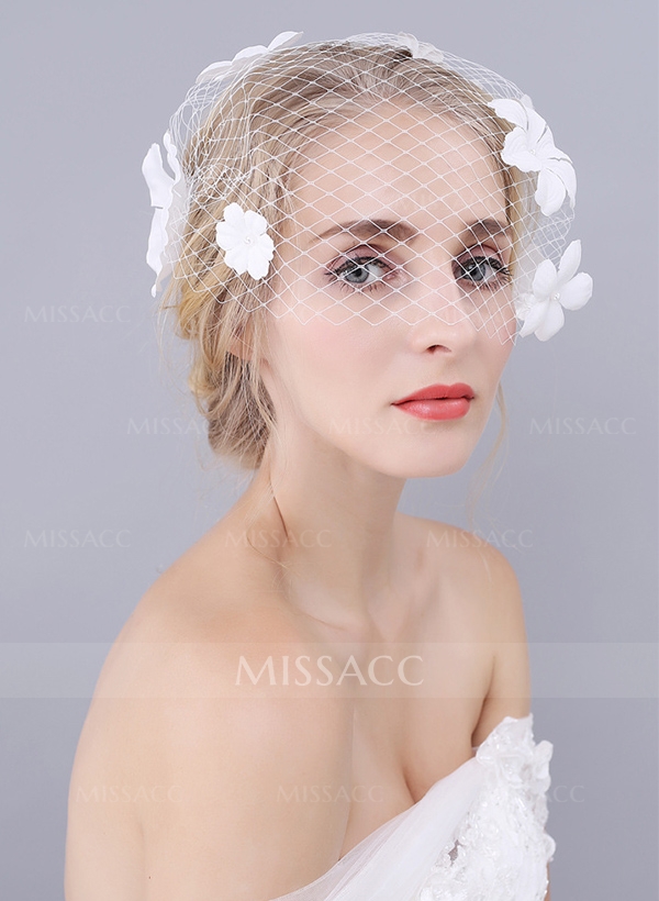 Simple Cut Edge Single Tier Lace Bridal Birdcage Wedding Veil With Floral