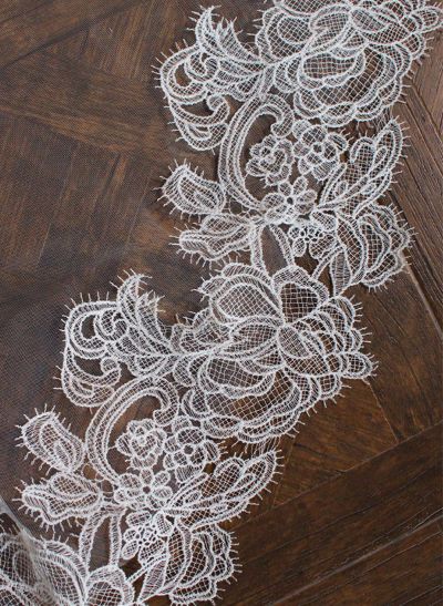 Lace Edge Single Tier Tulle Bridal Cathedral Length Wedding Veil