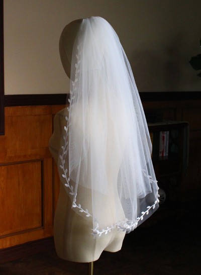 Leaf Lace Edge Single Tier Tulle Bridal Elbow Length Wedding Veil