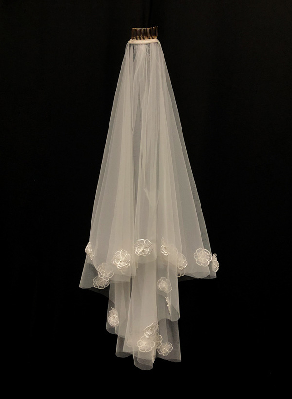 Cut Edge Two Tier Tulle Bridal Fingertip Length Wedding Veil With Floral