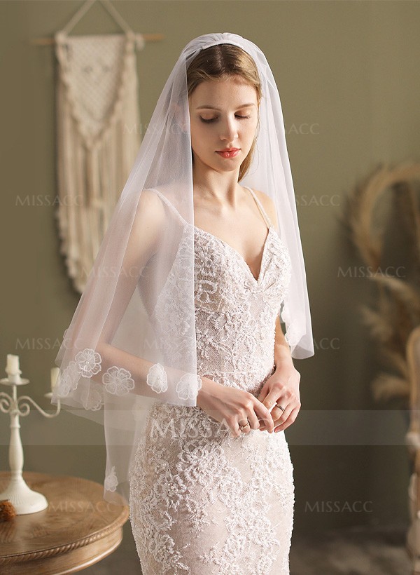 Cut Edge Two Tier Tulle Bridal Fingertip Length Wedding Veil With Floral