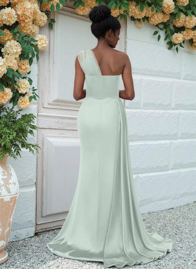 Sheath/Column One-Shoulder Sweep Train Silk Like Satin Bridesmaid Dresses With High Split
