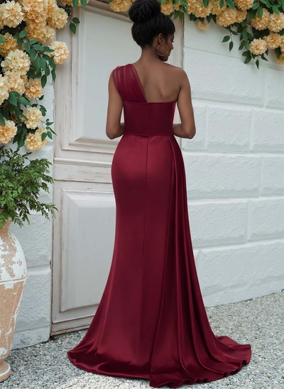 Sheath/Column One-Shoulder Sweep Train Silk Like Satin Bridesmaid Dresses With High Split