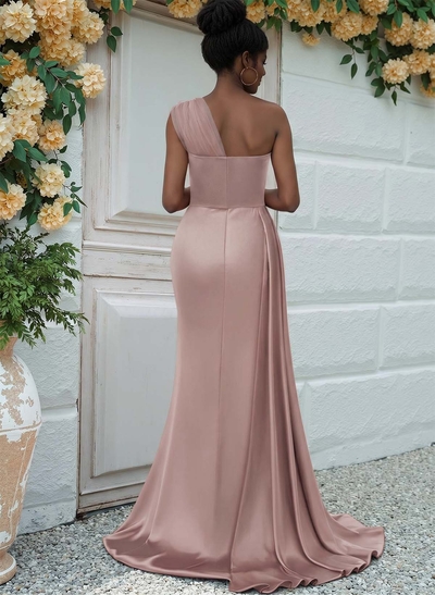 Sheath/Column One-Shoulder Sweep Train Silk Like Satin Bridesmaid Dresses With High Split