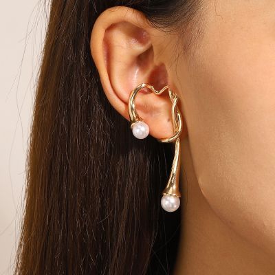 Gorgeous Pearl Ear Cuff Single Earrings