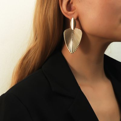 Exaggerated Geometric Leaf Metal Earrings