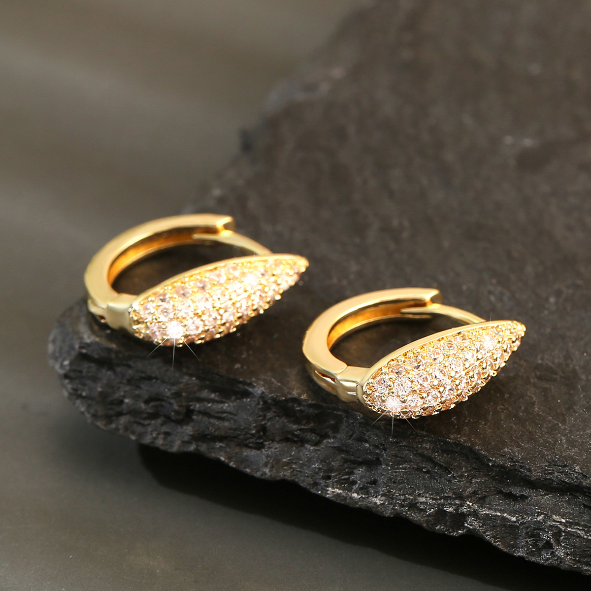 Light Luxury Rhinestone Hoop Earrings