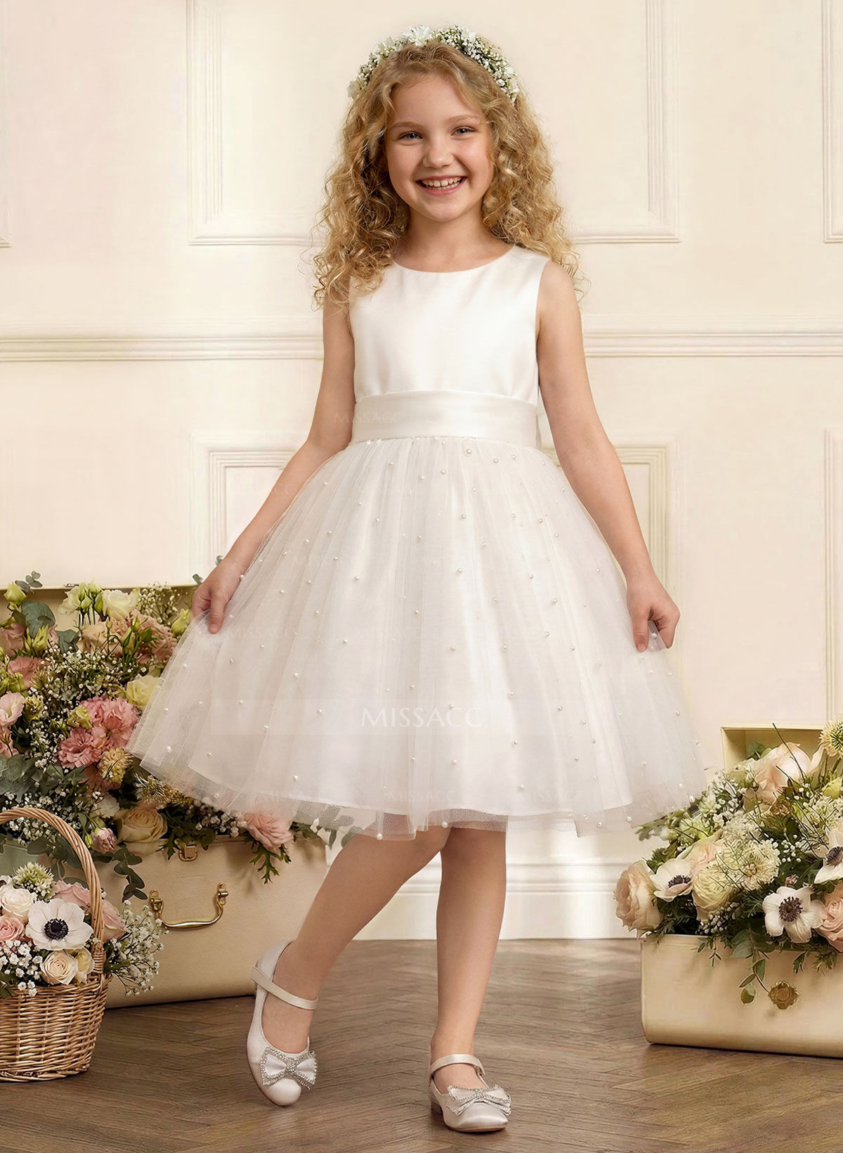 Ball-Gown Scoop Neck Sleeveless Satin/Tulle Flower Girl Dresses With Bow(s)/Beading