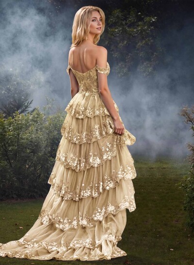 Exquisite Tiered Skirt Illusion Corset Prom Dresses With Floral Applique